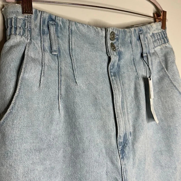 NWT Zara Blue Paper-bag denim Shorts - Picture 4 of 7